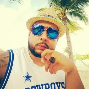 Meet your Posher, Raul